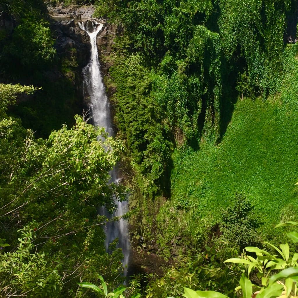 Explore Hawaiian Islands